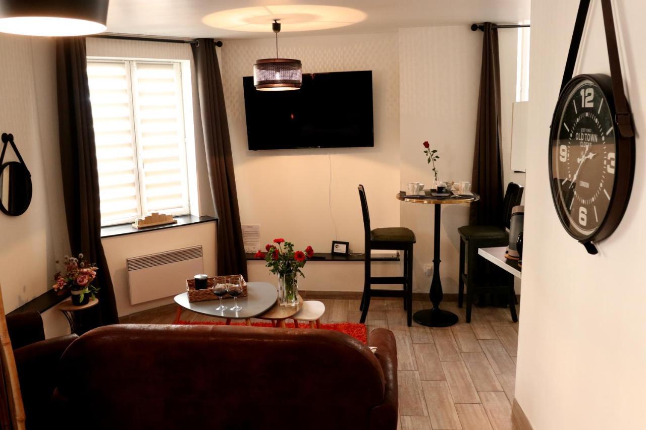 Monsigny Apartment *