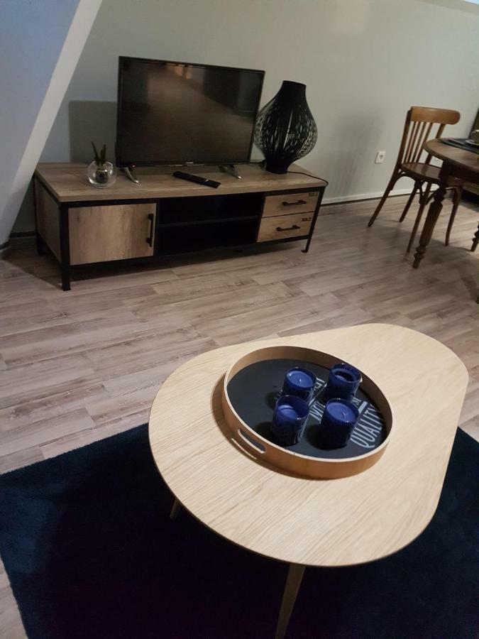 Monsigny Apartment *